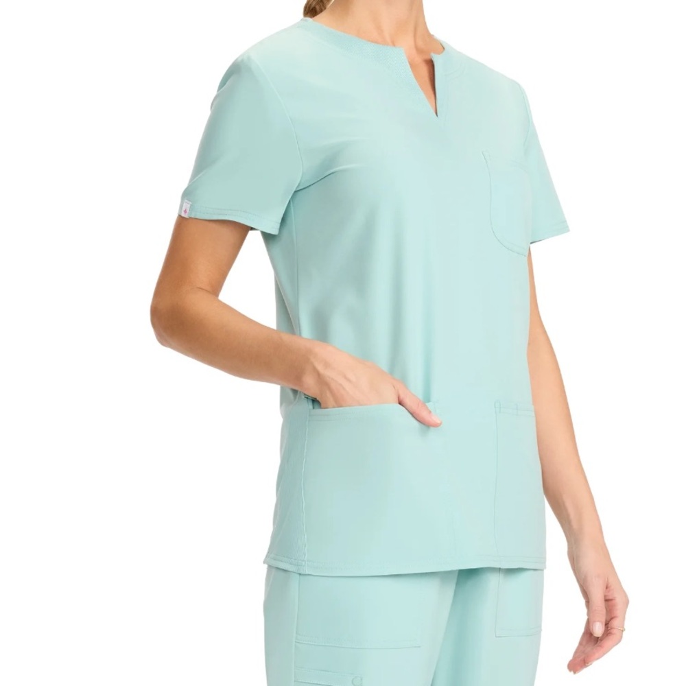 Scrubstar Seasonal Notch Collar Top Size Small - Picture 3 of 11
